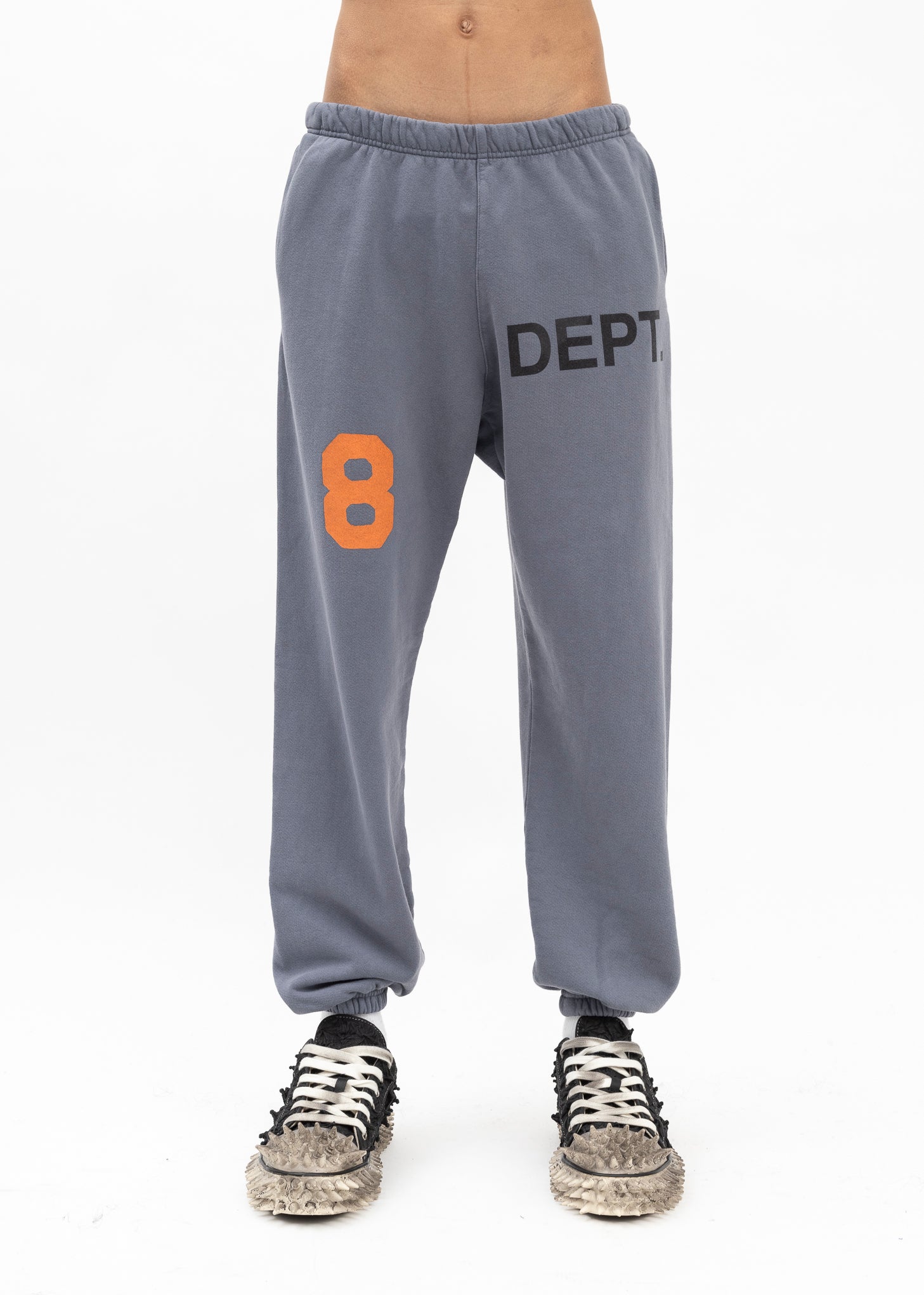 パンツ GALLERY DEPT LOGO SWEATPANTS Gallery Dept Black & White Logo Sweatpants – Savonches