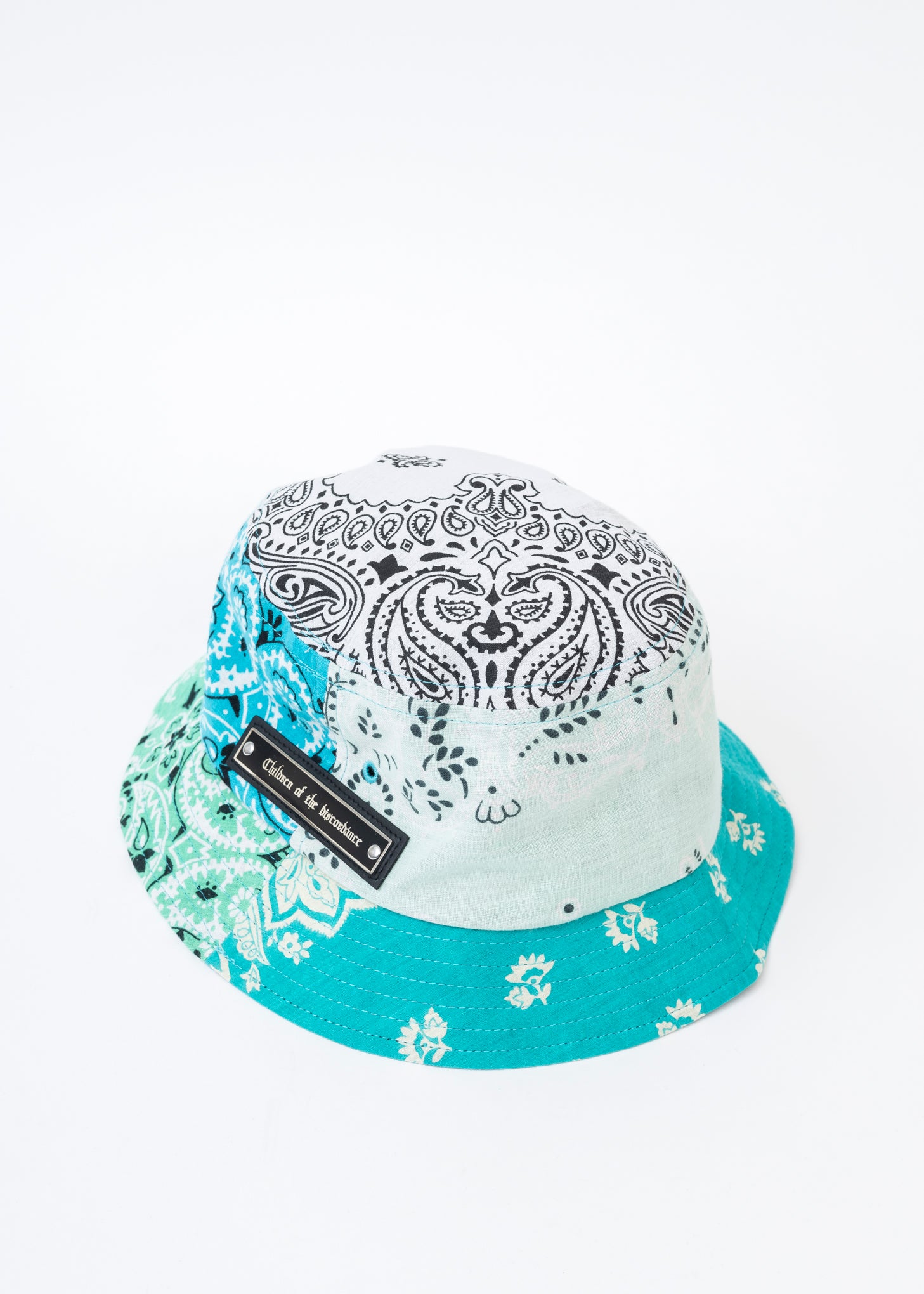 TURQUOISE BANDANA BUCKET HAT