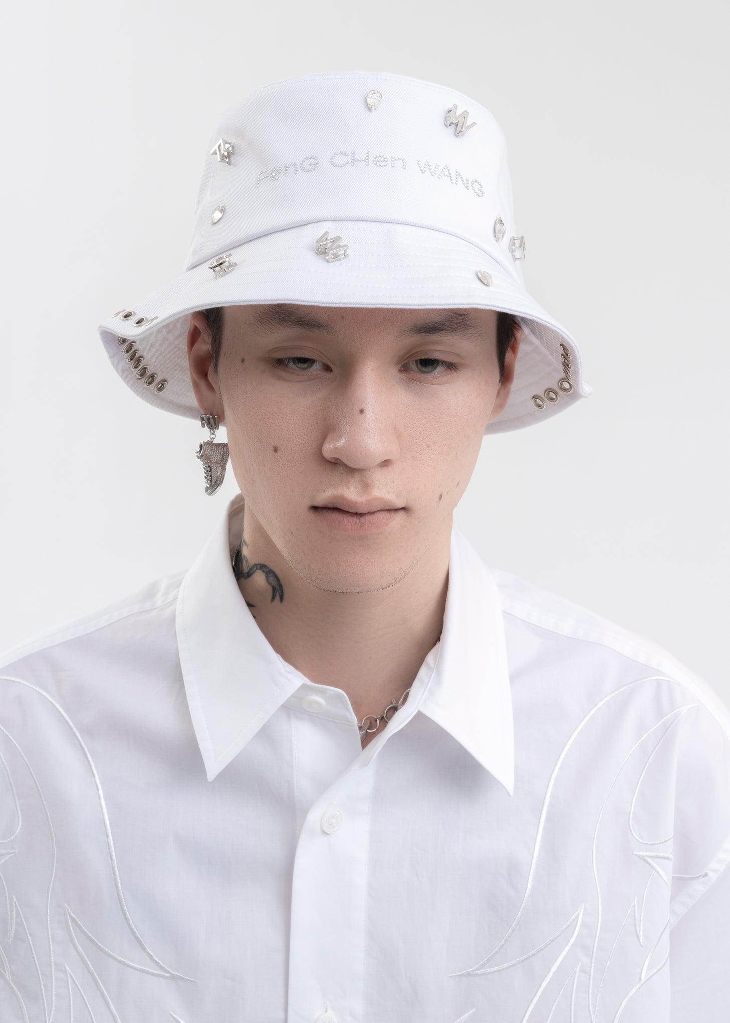 WHITE DECORATED FISHERMANS HAT – 017 Shop