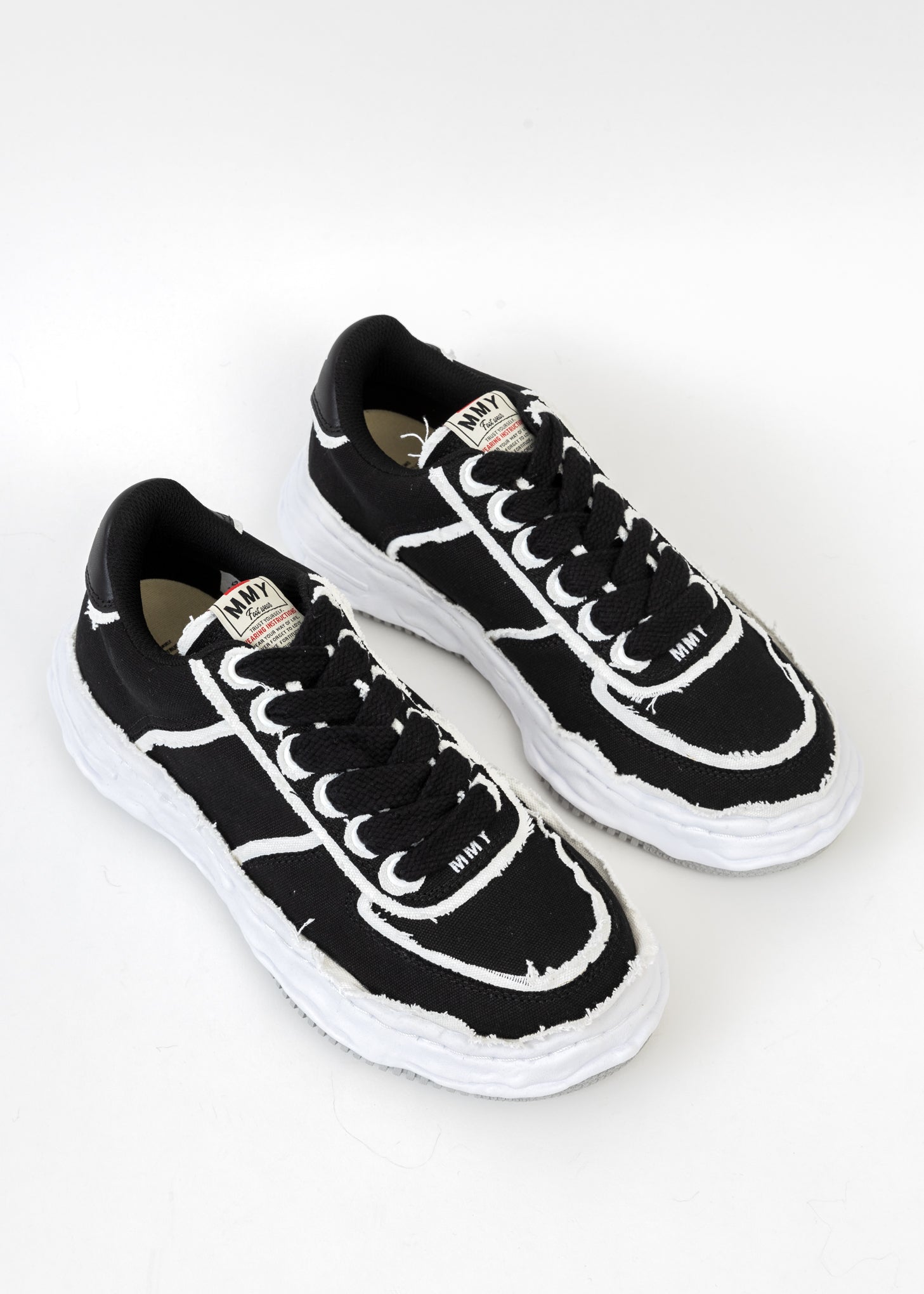 Black OG Sole Overhanging Canvas Low-Top Sneaker (WAYNE LOW)