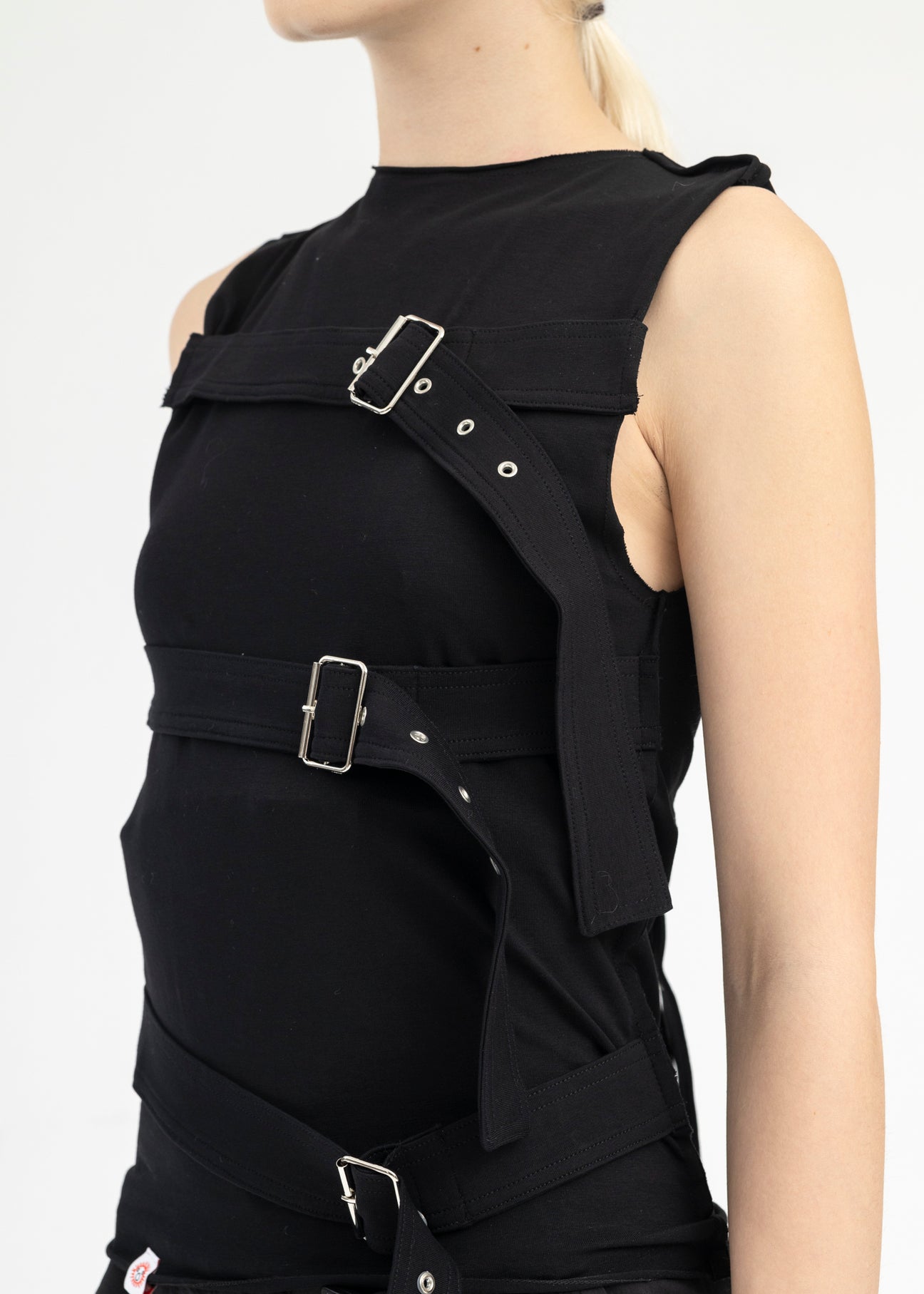 BLACK BUCKLE TANK TOP – 017 Shop
