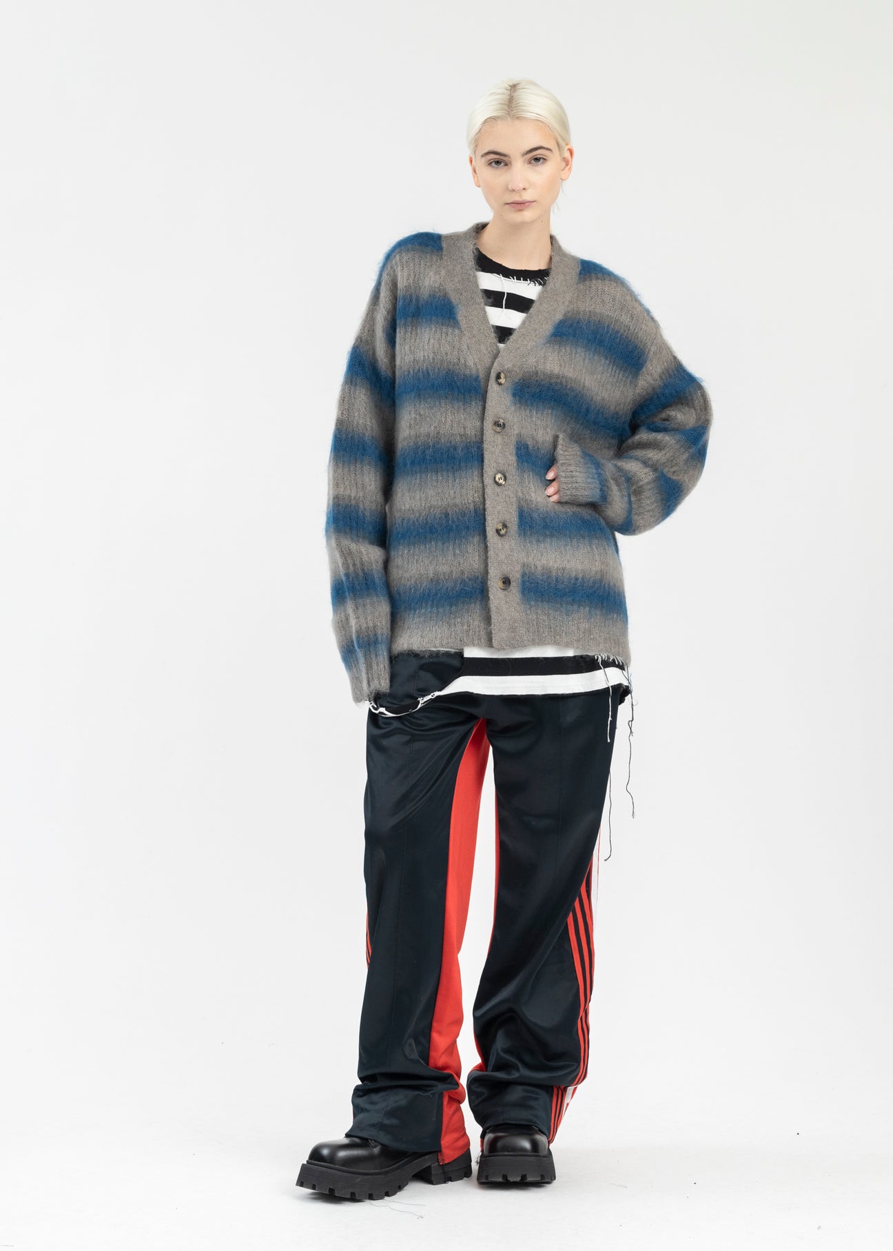 BLUE MOHAIR BORDER KNIT CARDIGAN – 017 Shop