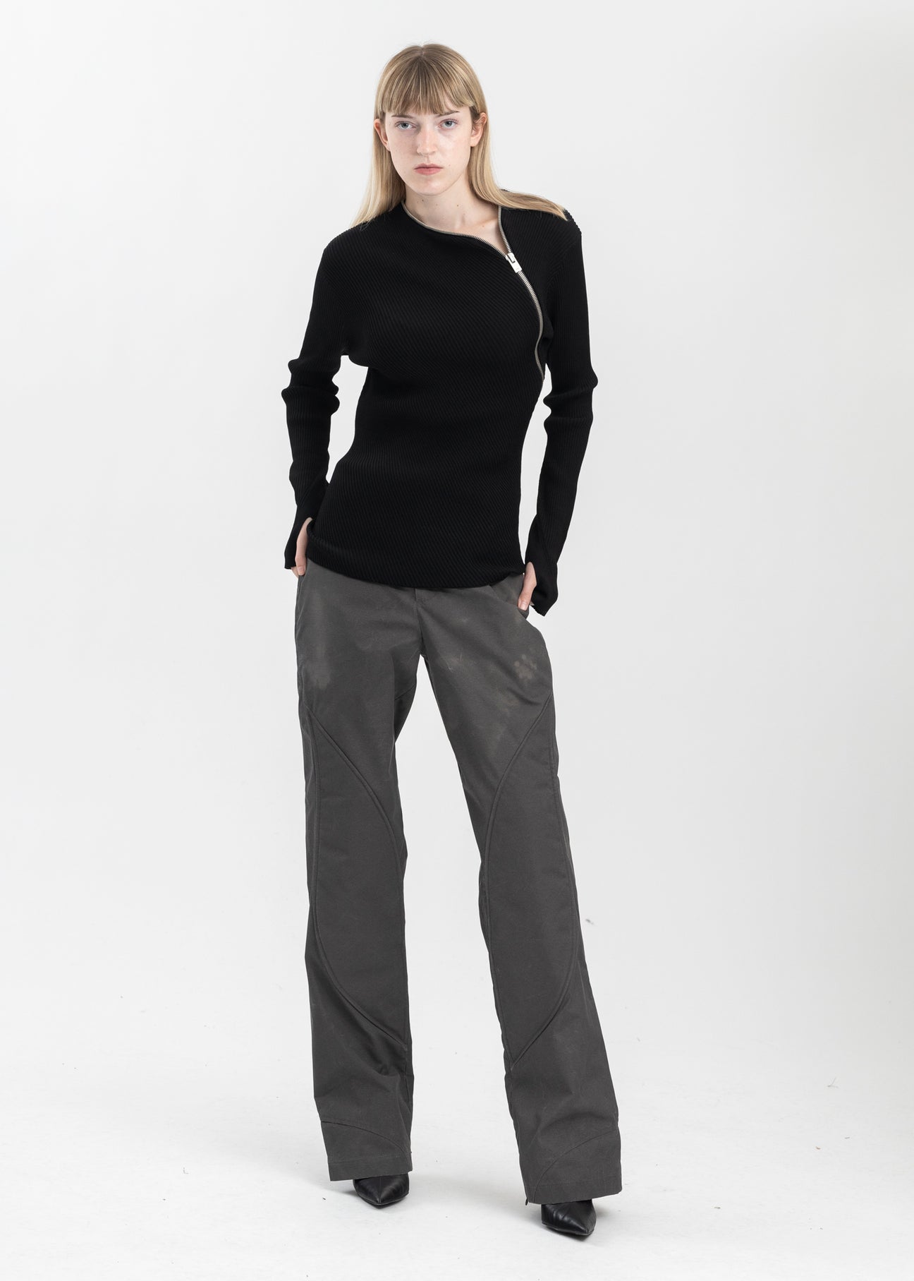 BLACK TIED ZIP KNIT – 017 Shop