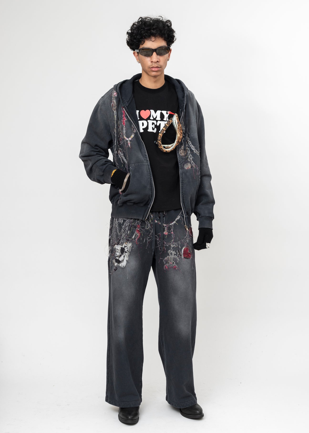 EmbroideredChainZip-UpHoodie 最安値doublet doublet(ダブレット)の公式通販ページ FEVERオンラインストア - トップス