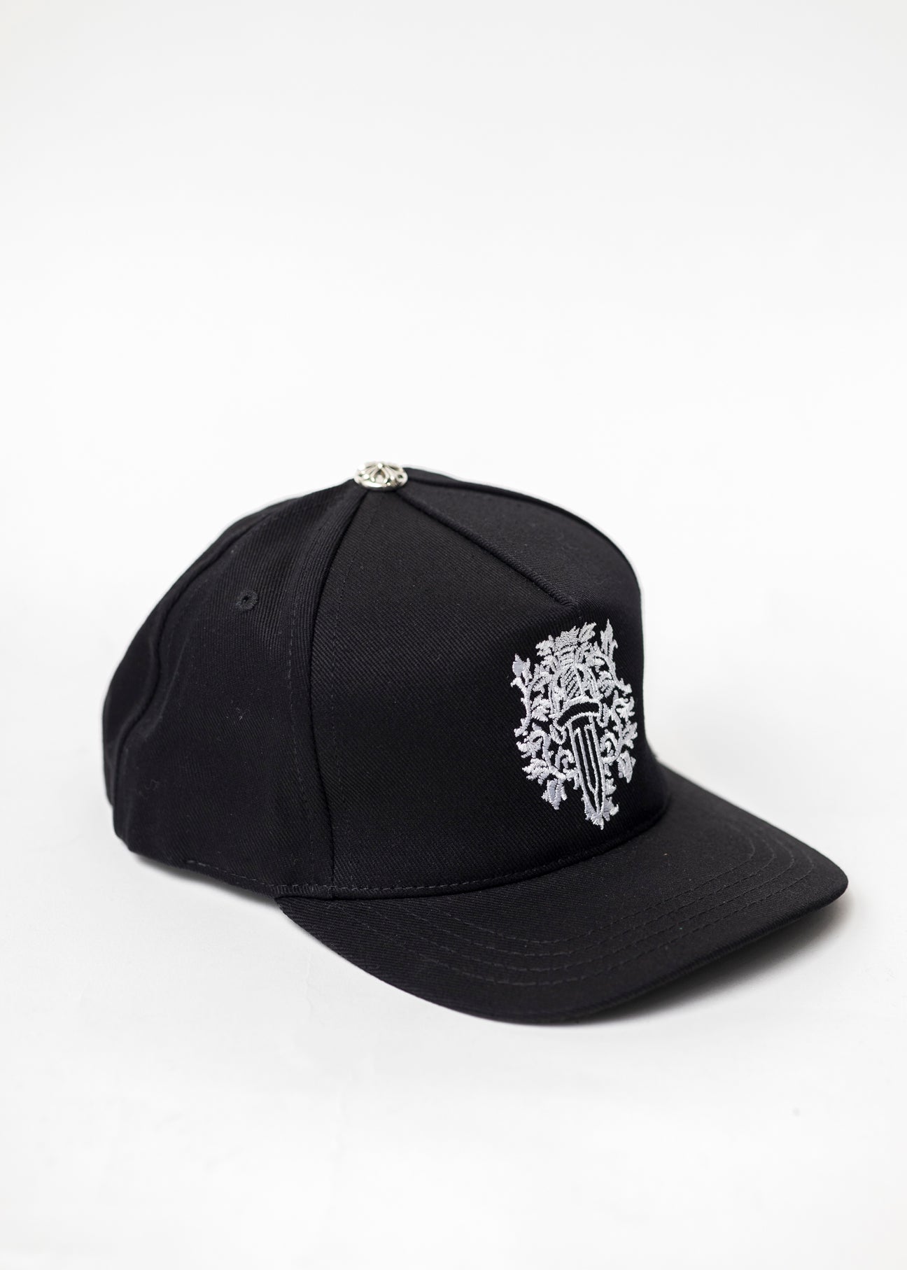2025超人気 CH Black White Dagger Hat – 017 Shop 帽子
