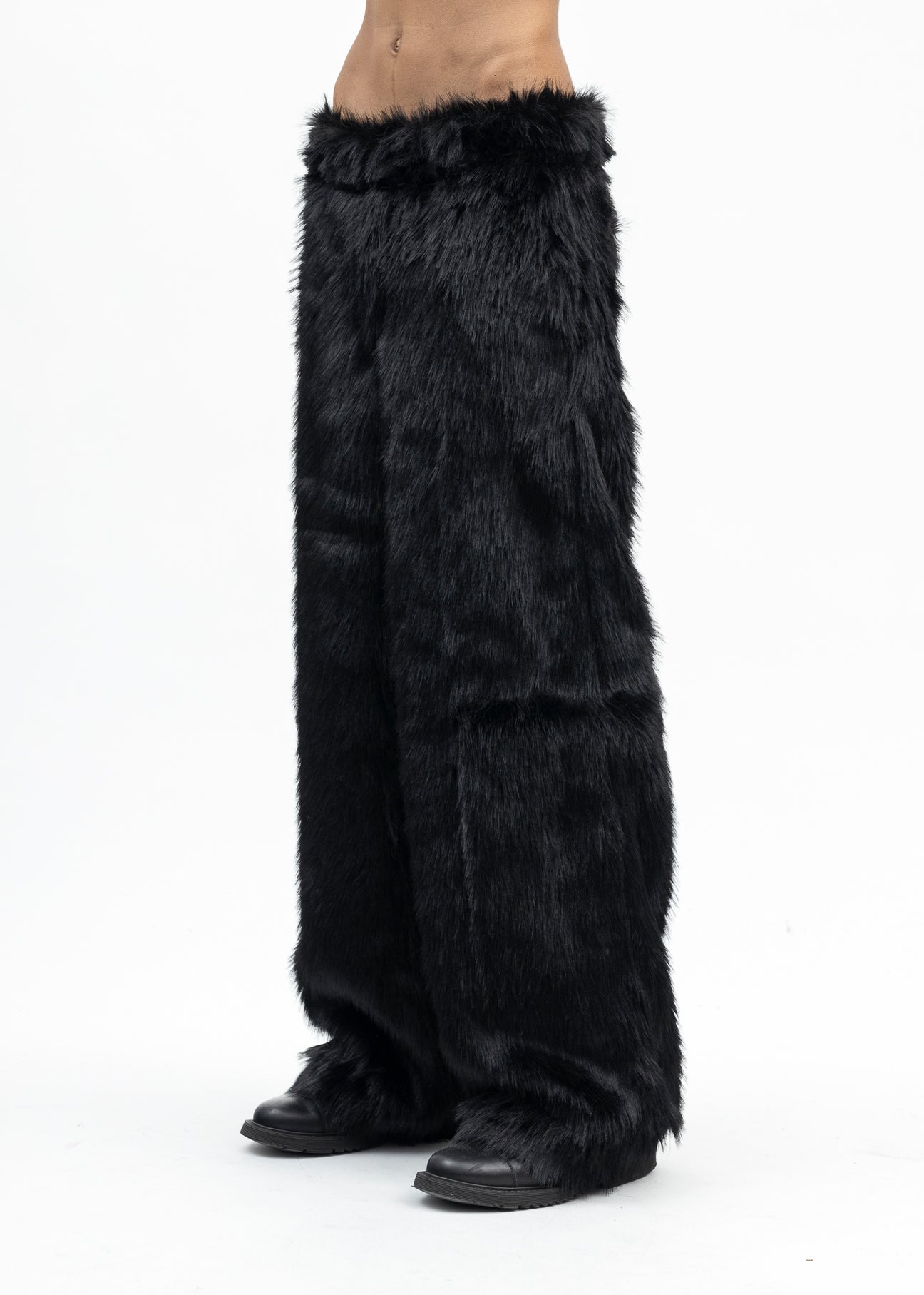 BLACK FAUX-FUR DEVIL PANTS – 017 Shop