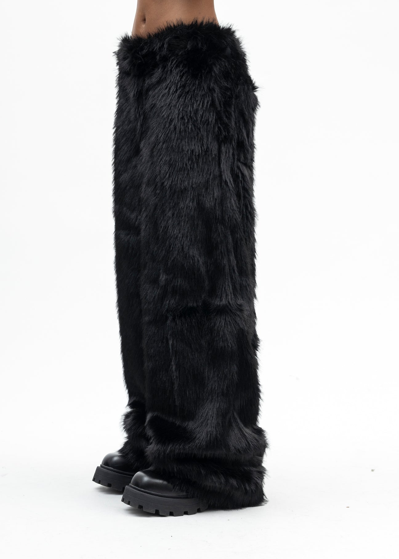 BLACK FAUX-FUR DEVIL PANTS – 017 Shop