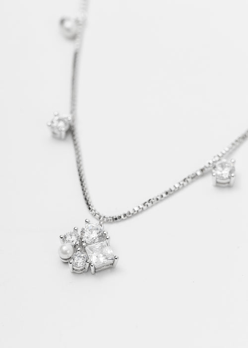 EVAE+ Smiley Pearl Necklace – 017 Shop
