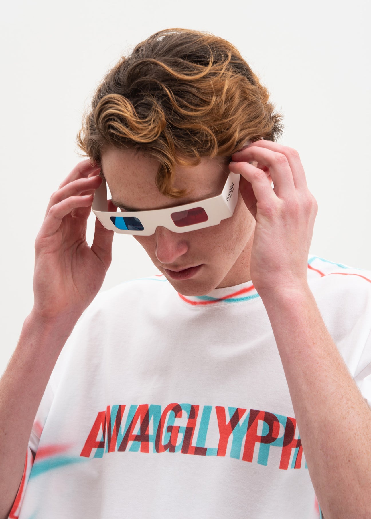White Anaglyph Hand-Painted T-Shirt – 017 Shop