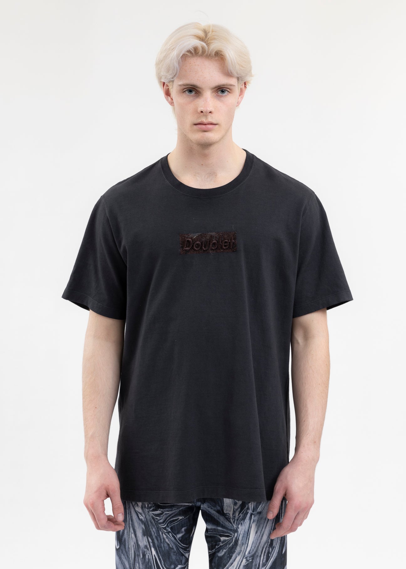 BLACK RUST EMBROIDERY T-SHIRT – 017 Shop