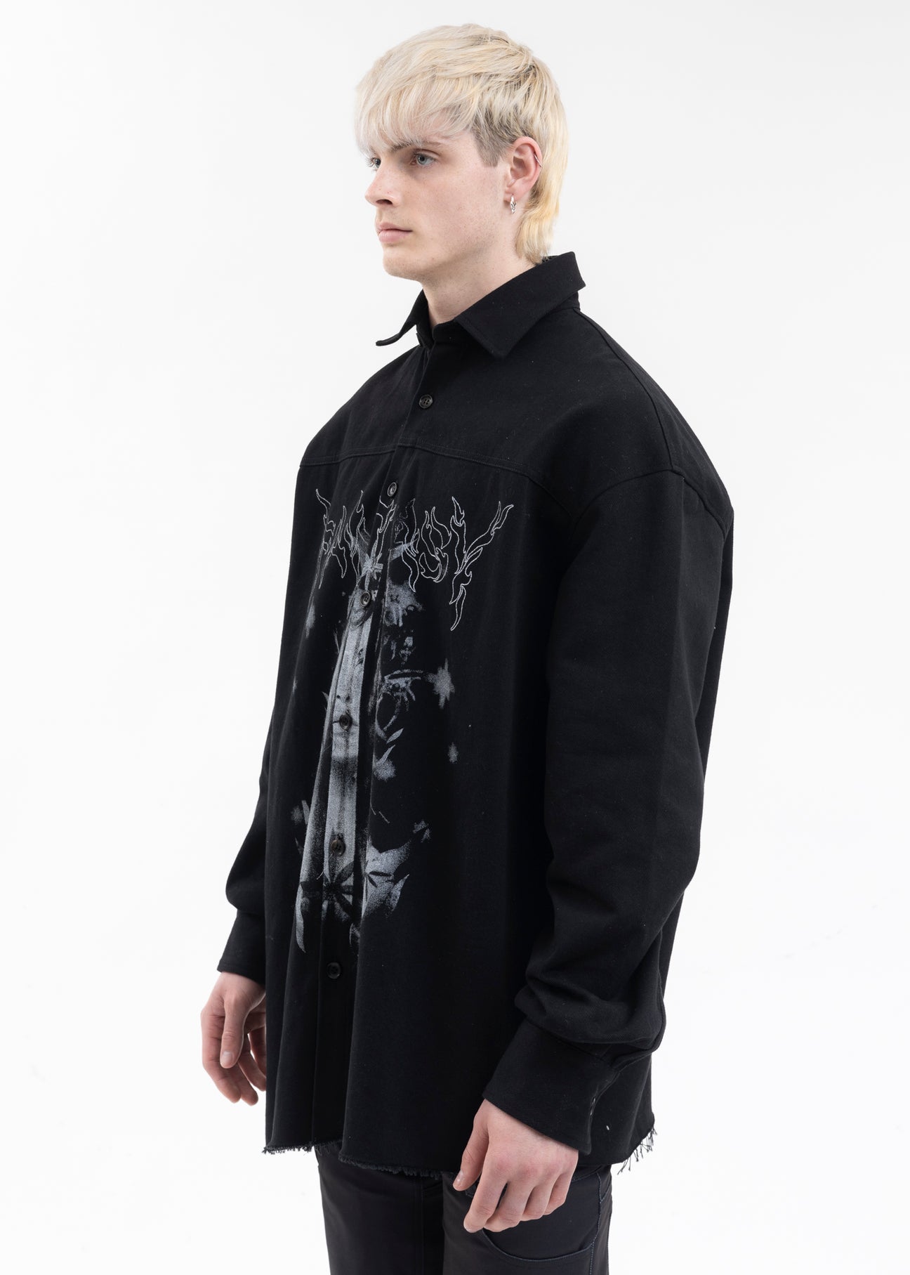 BLACK OVERSIZED DENIM SHIRT WITH GRAPHIC PRINT – 017 Shop