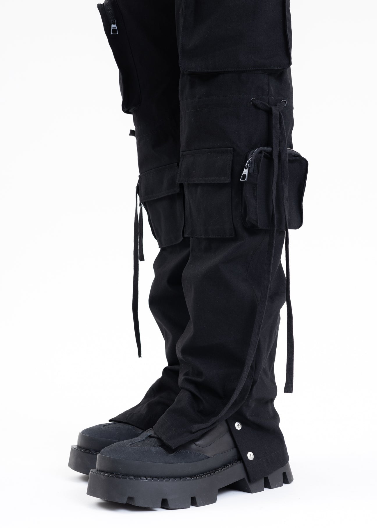 Black multi pocket cargo pants online