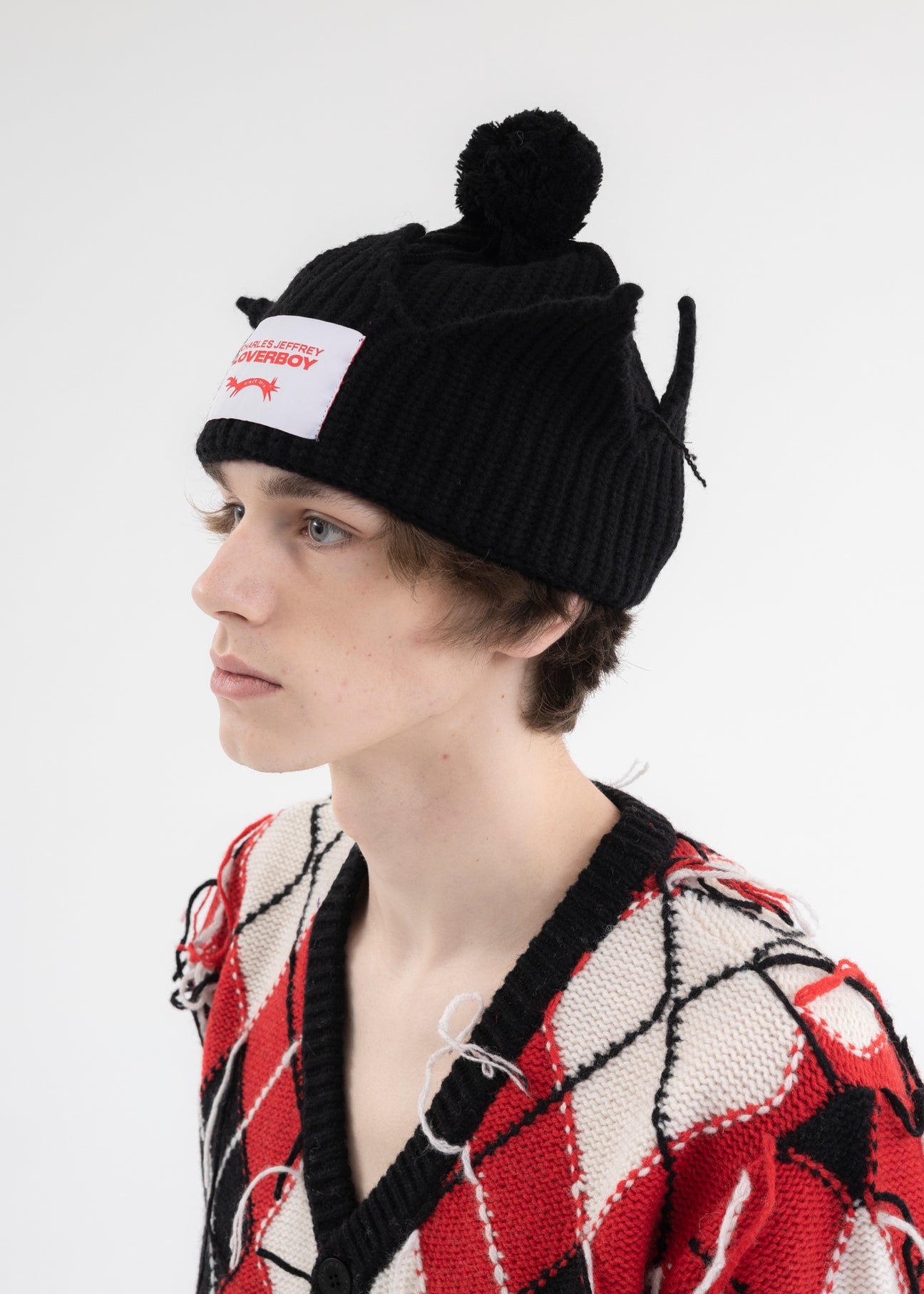 BLACK CHUNKY CROWN BEANIE – 017 Shop