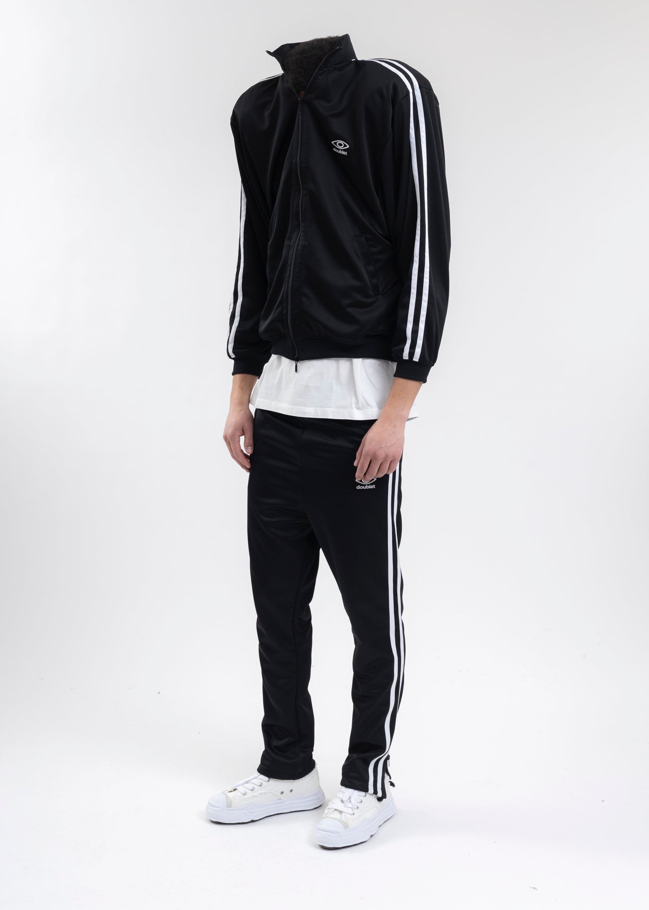BLACK INVISIBLE TRACK JACKET – 017 Shop