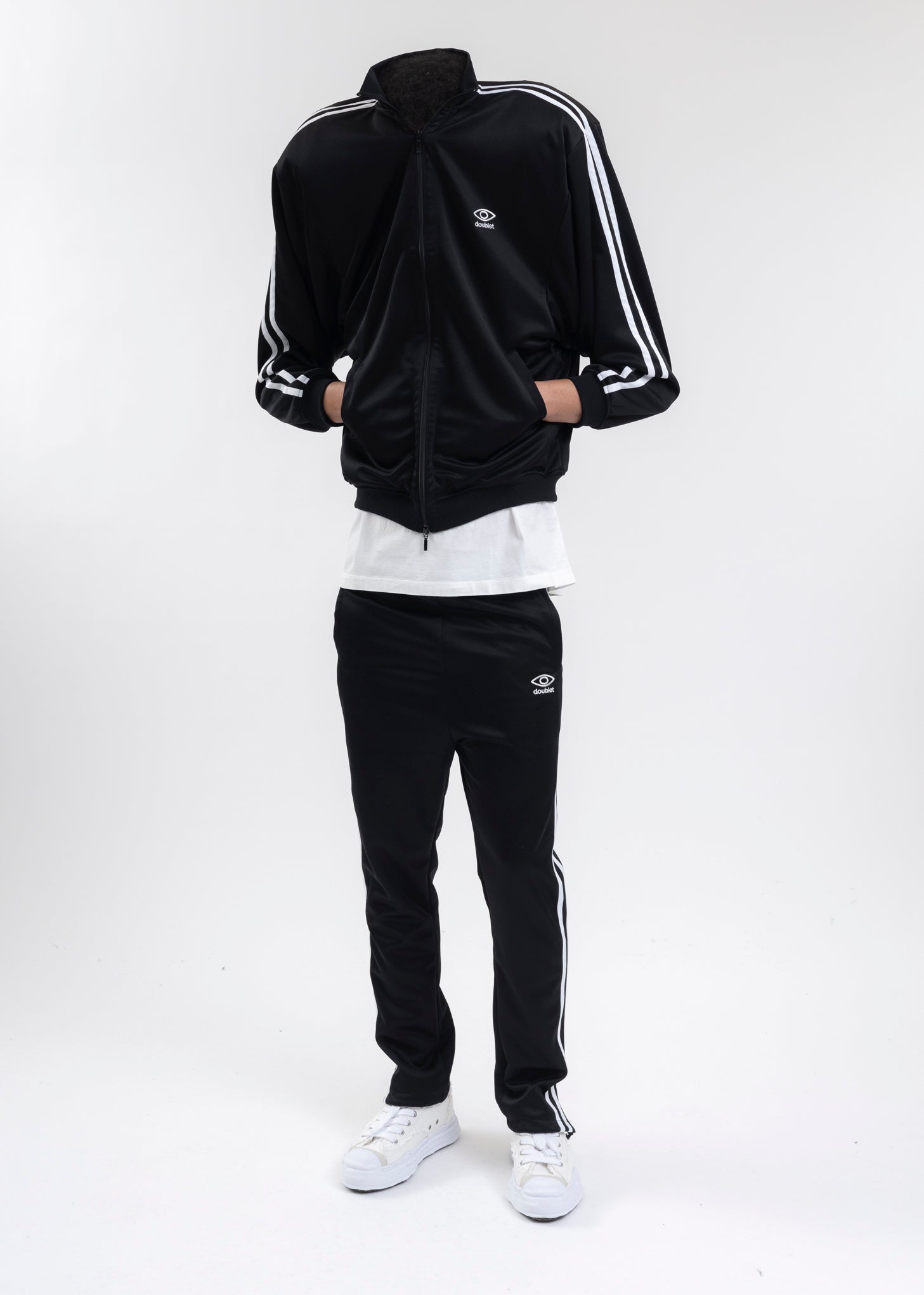 BLACK INVISIBLE TRACK JACKET – 017 Shop