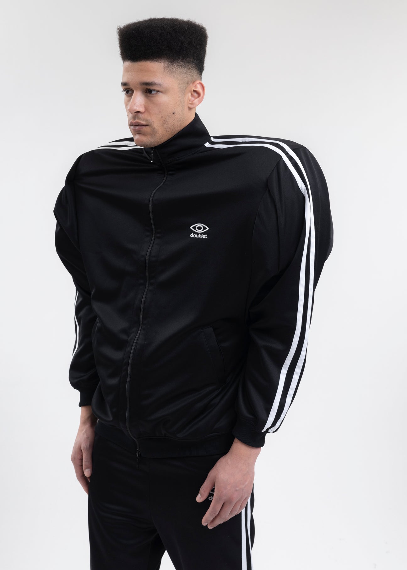 BLACK INVISIBLE TRACK JACKET – 017 Shop