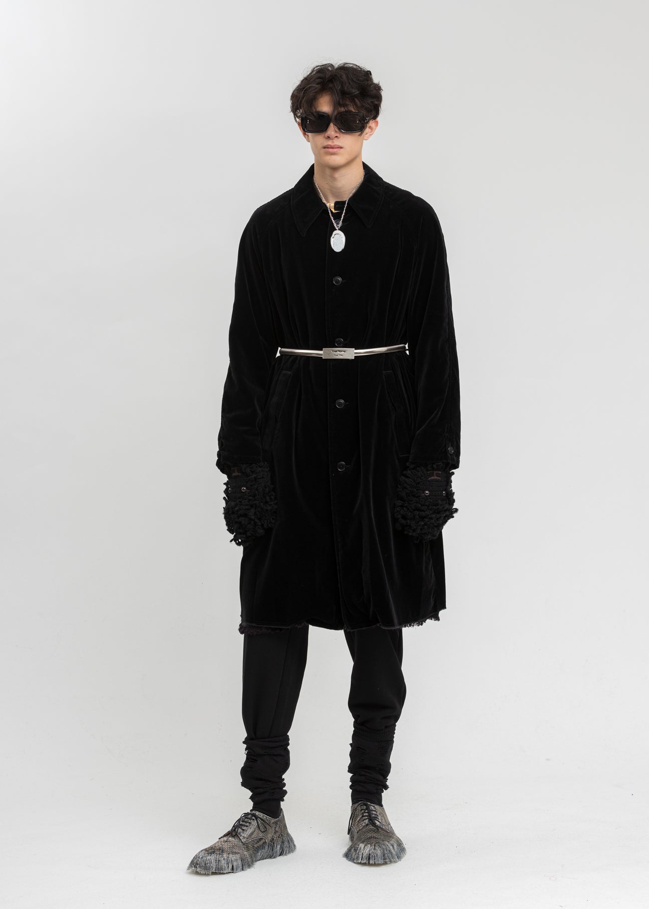 Black Cut Off Velvet Coat – 017 Shop
