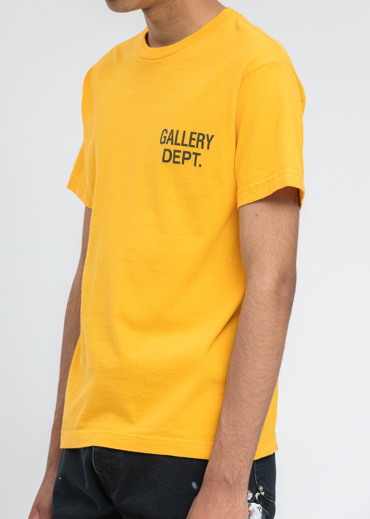 Yellow Vintage Souvenir Tee – 017 Shop