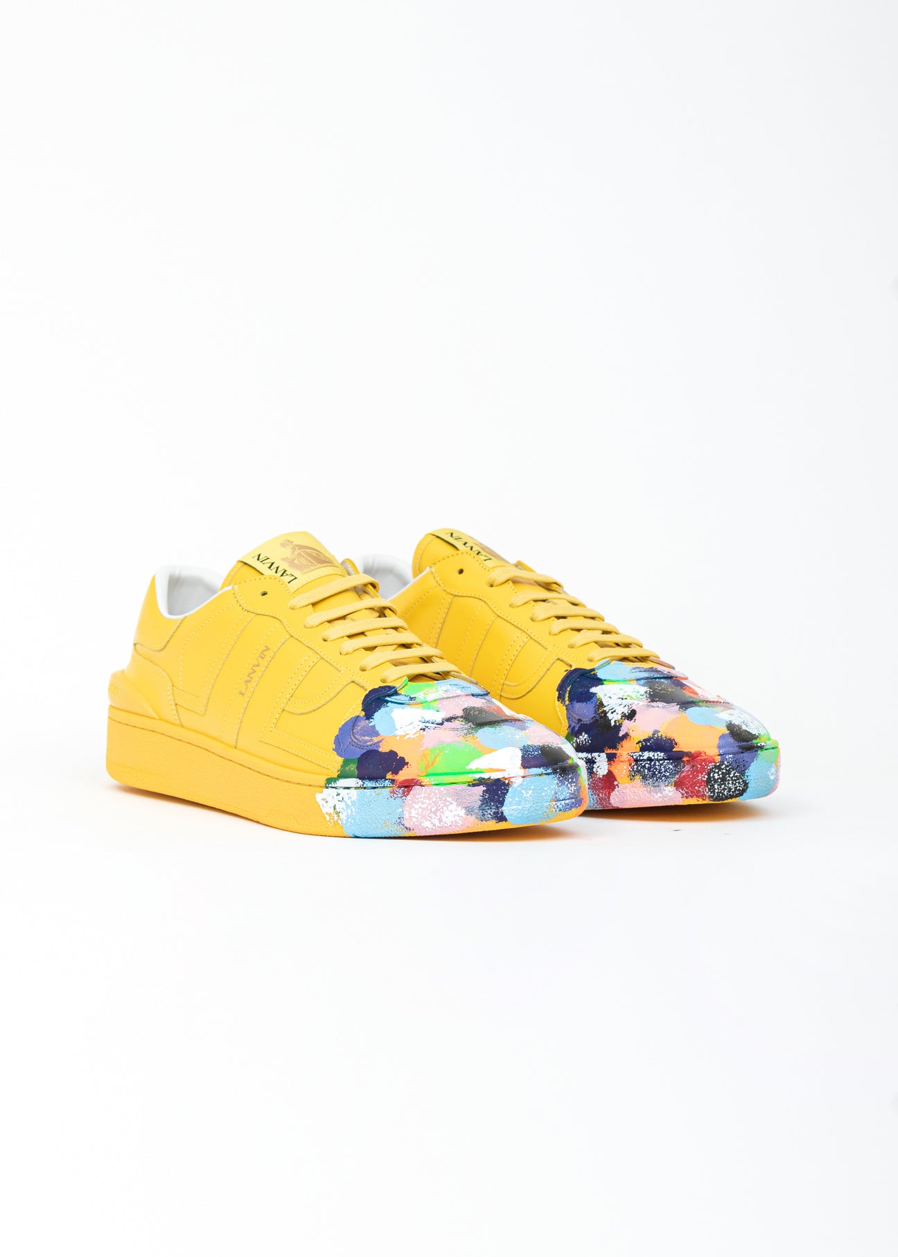 One of ten, hand painted stylish low-Top Sneakers with Yellow Laces THE YELLOW ONES | A Custom Shoe concept by Edward Stewart main image 2