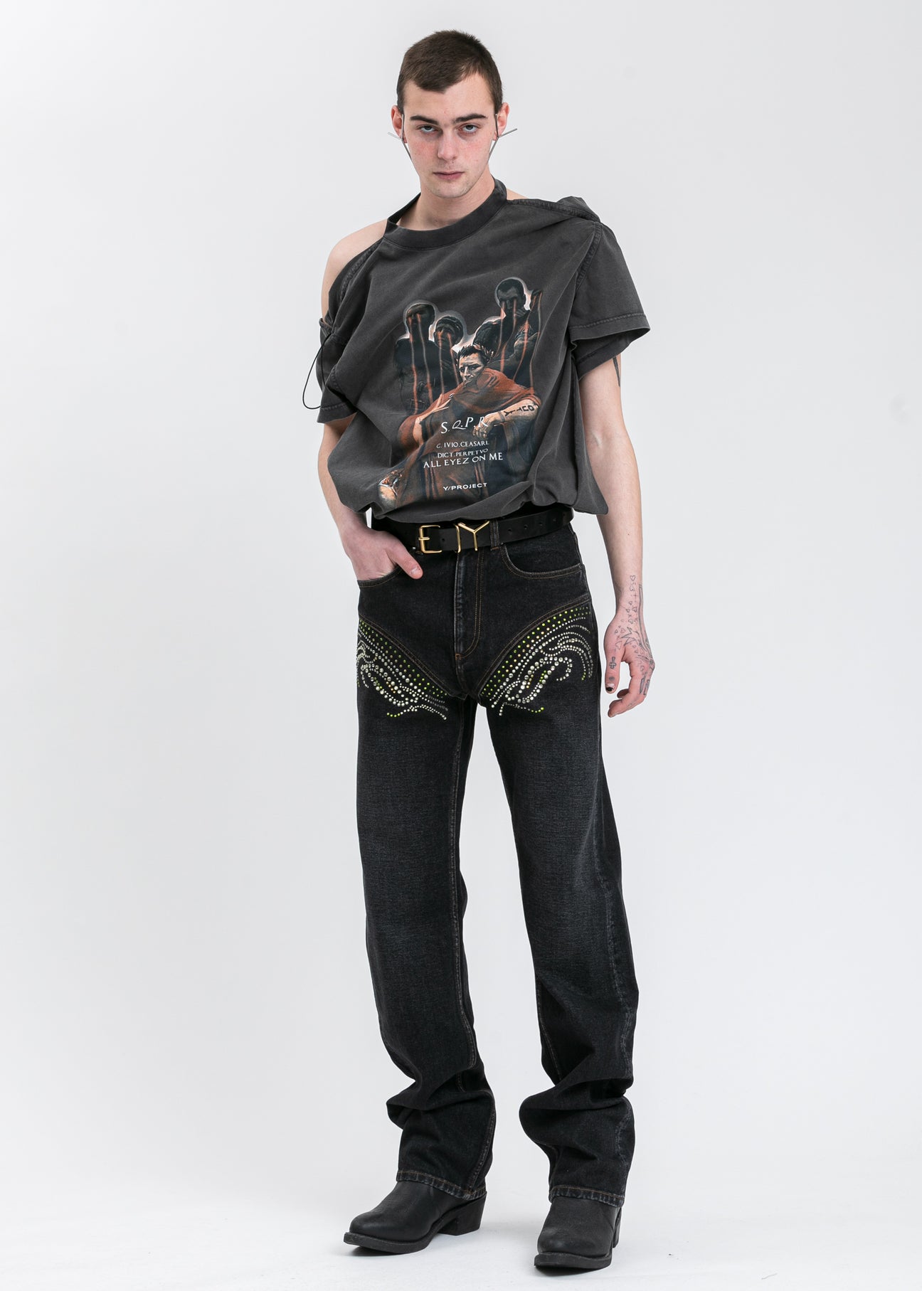 Black Convertible Caesar T-Shirt – 017 Shop