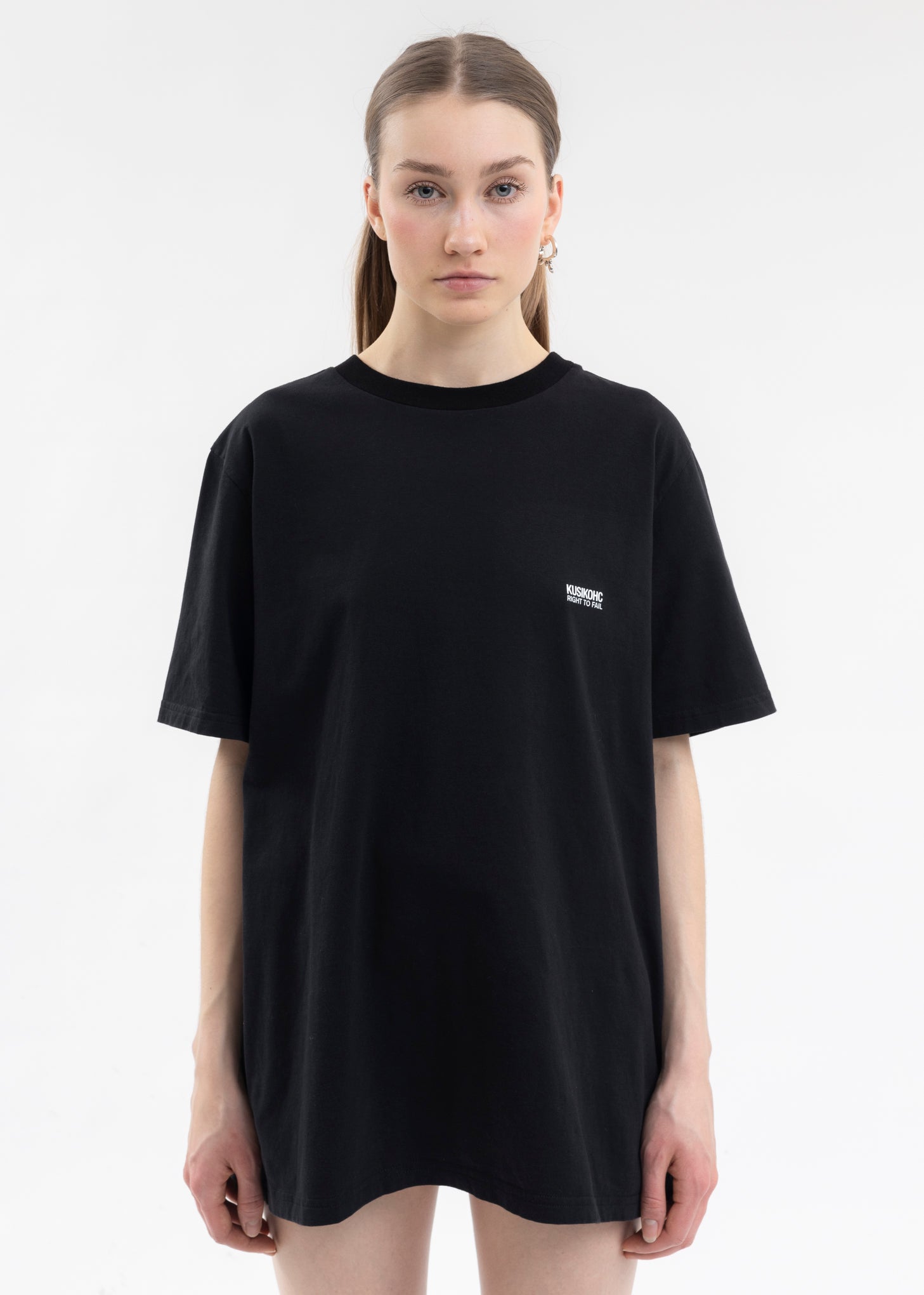 BLACK TWO GIRLS T-SHIRT – 017 Shop