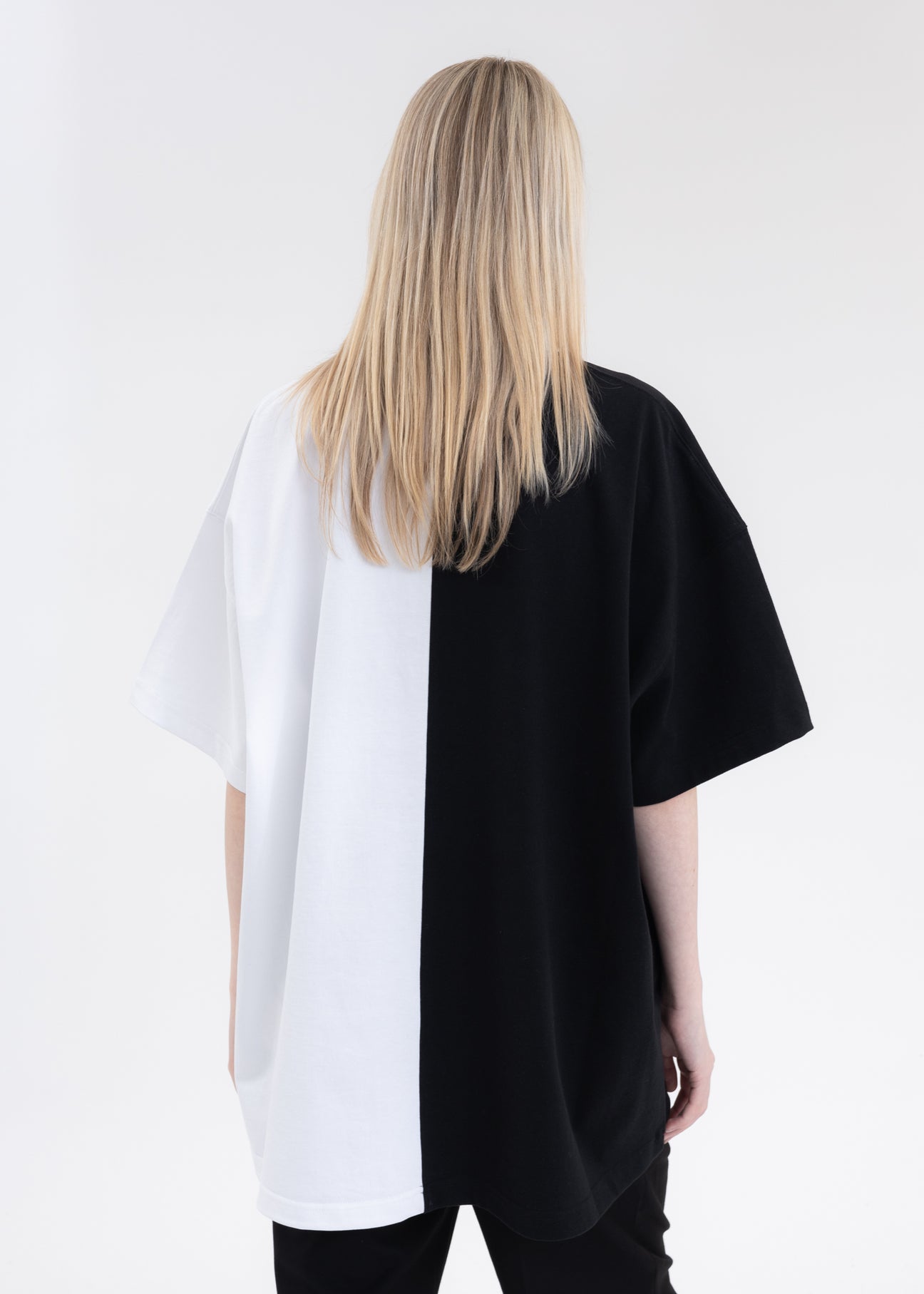 BLACK/WHITE HALF AND HALF T-SHIRT – 017 Shop
