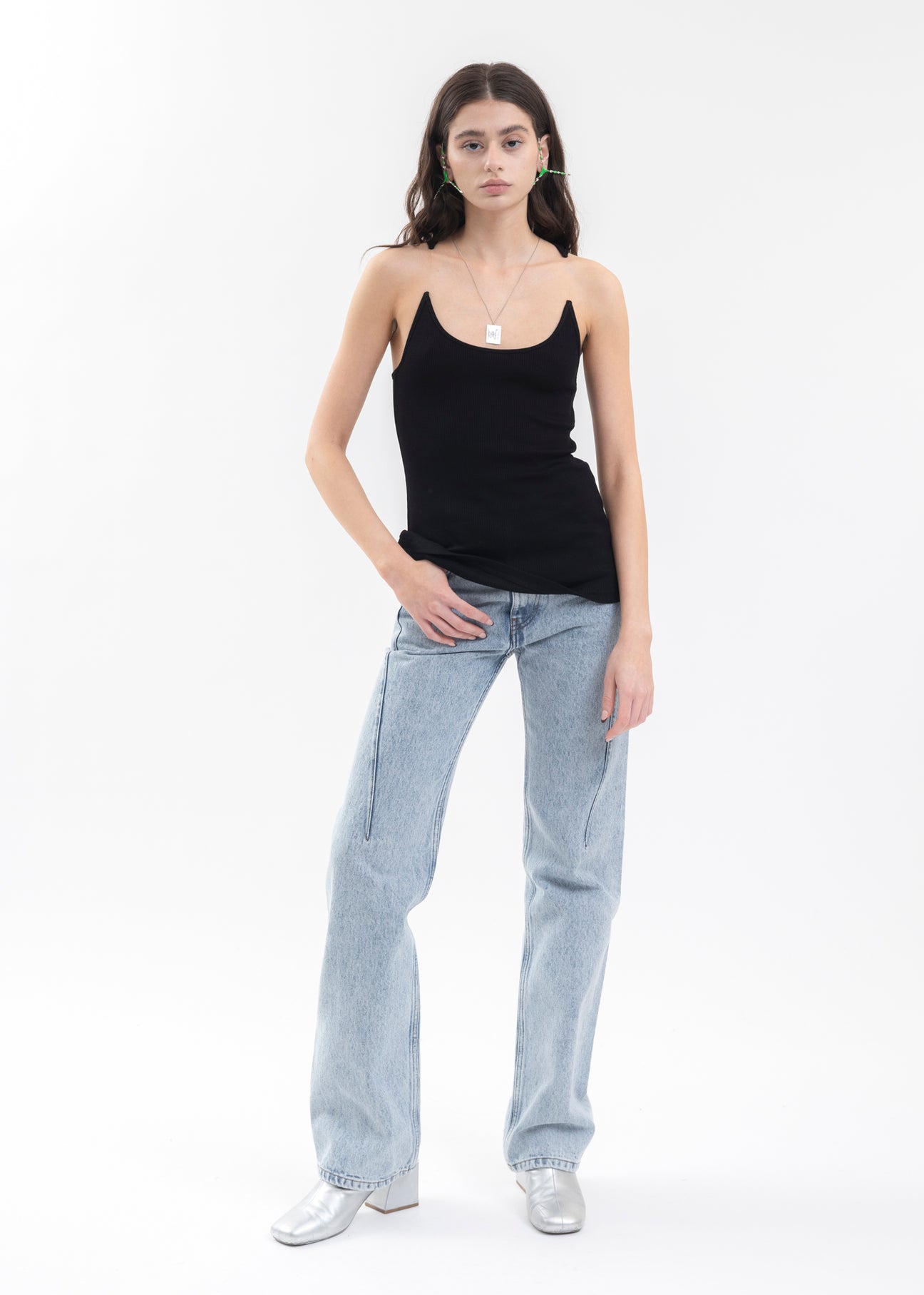 BLACK INVISIBLE STRAP TANK TOP – 017 Shop