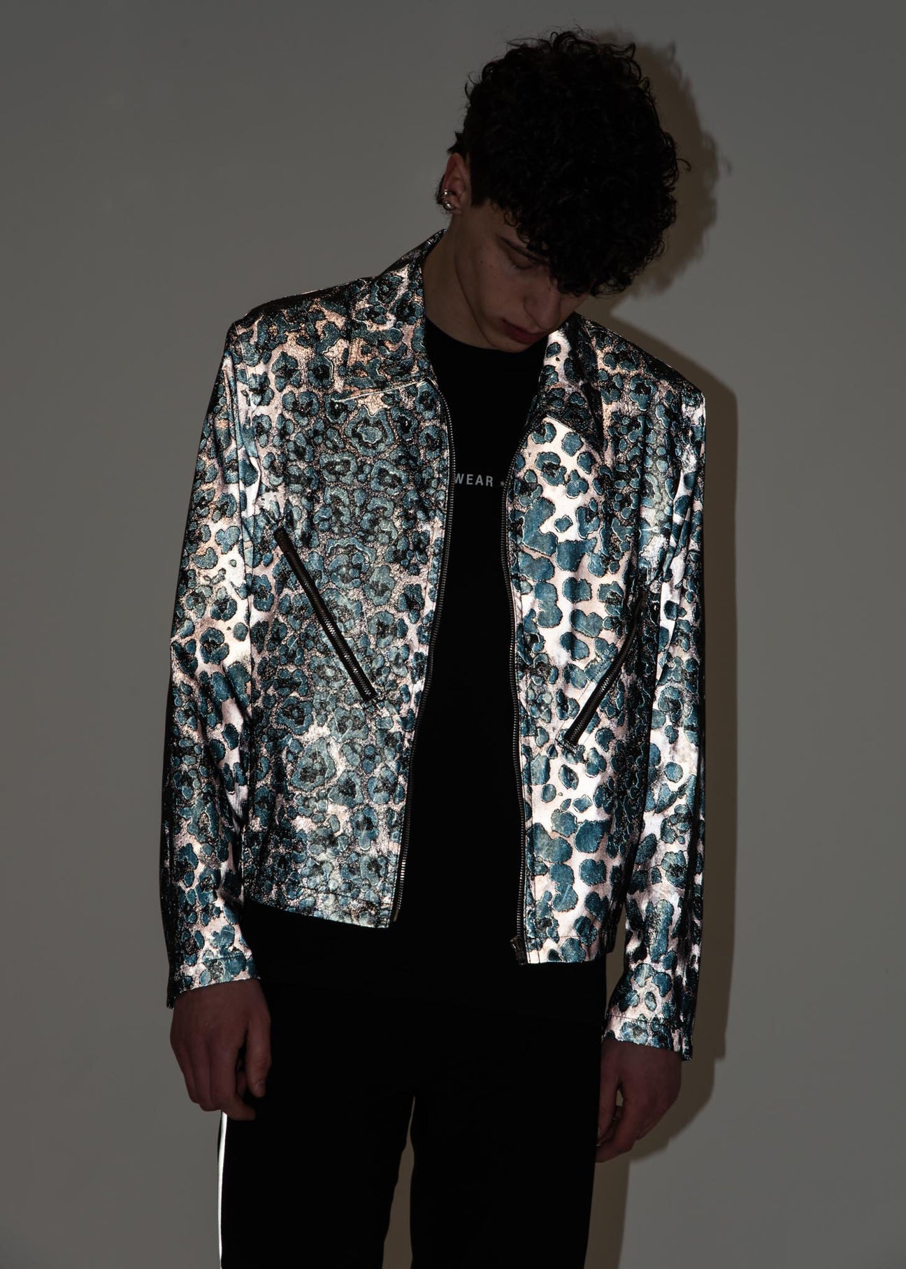 ジャケット・アウター GUAGLIANONE leather leopard zip jacket Reflective Leopard Zip Jacket – 017 Shop