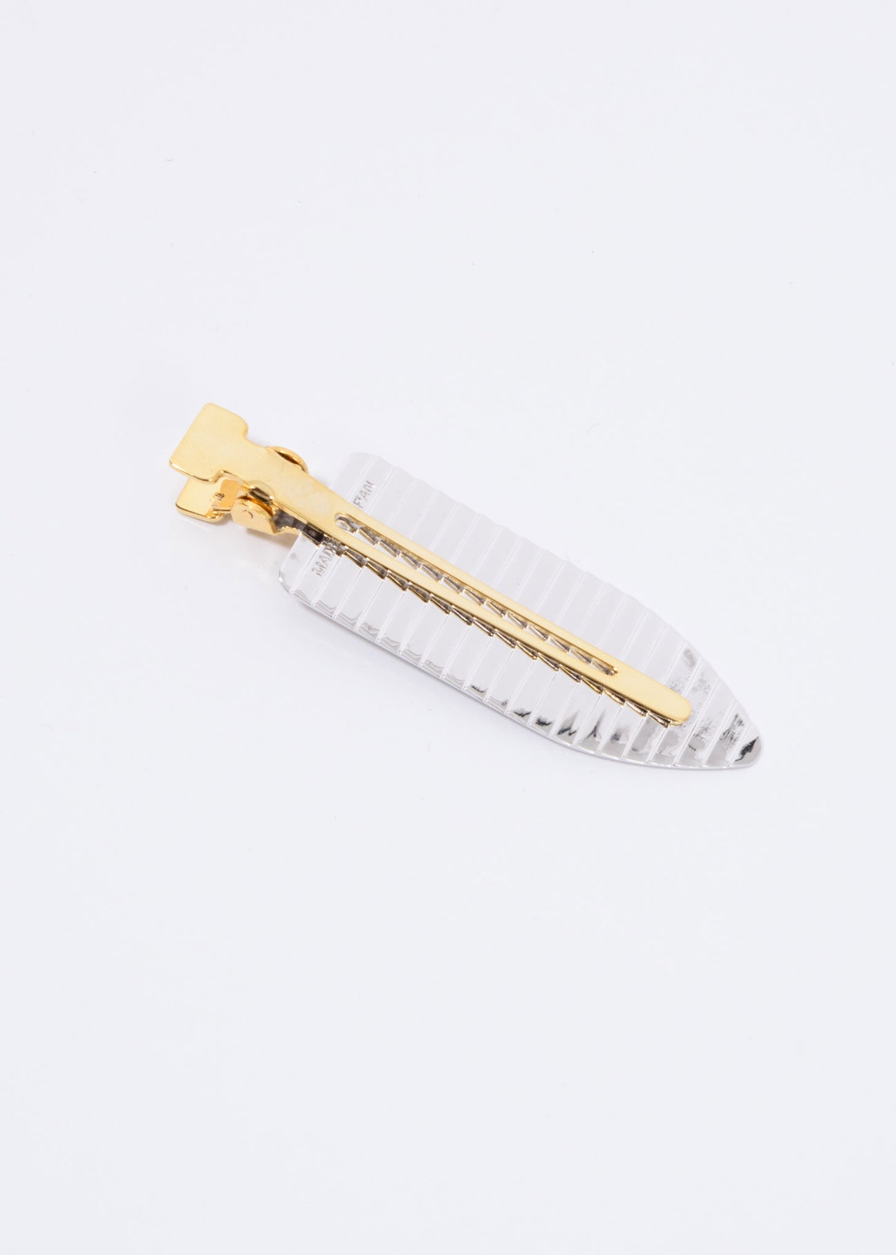 Ambush Two Tone Hair Clip 時には欲張りに。AMBUSH® SS25コレクションの遊び心あふれる  main image 2