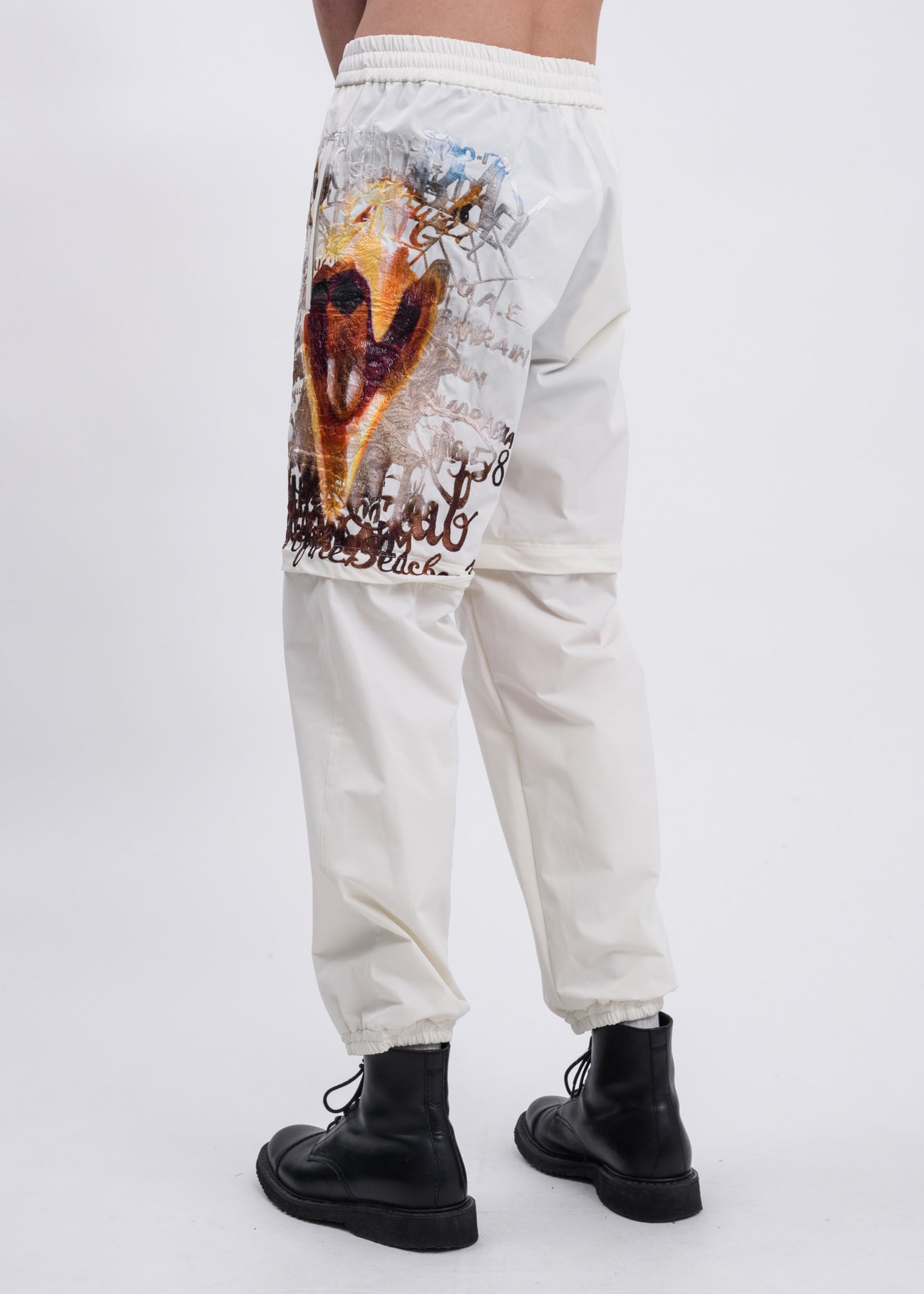 パンツ doublet CHAOS EMBROIDERY 2WAY PANTS White Printed Chaos Embroidery Two Way Pants – 017 Shop