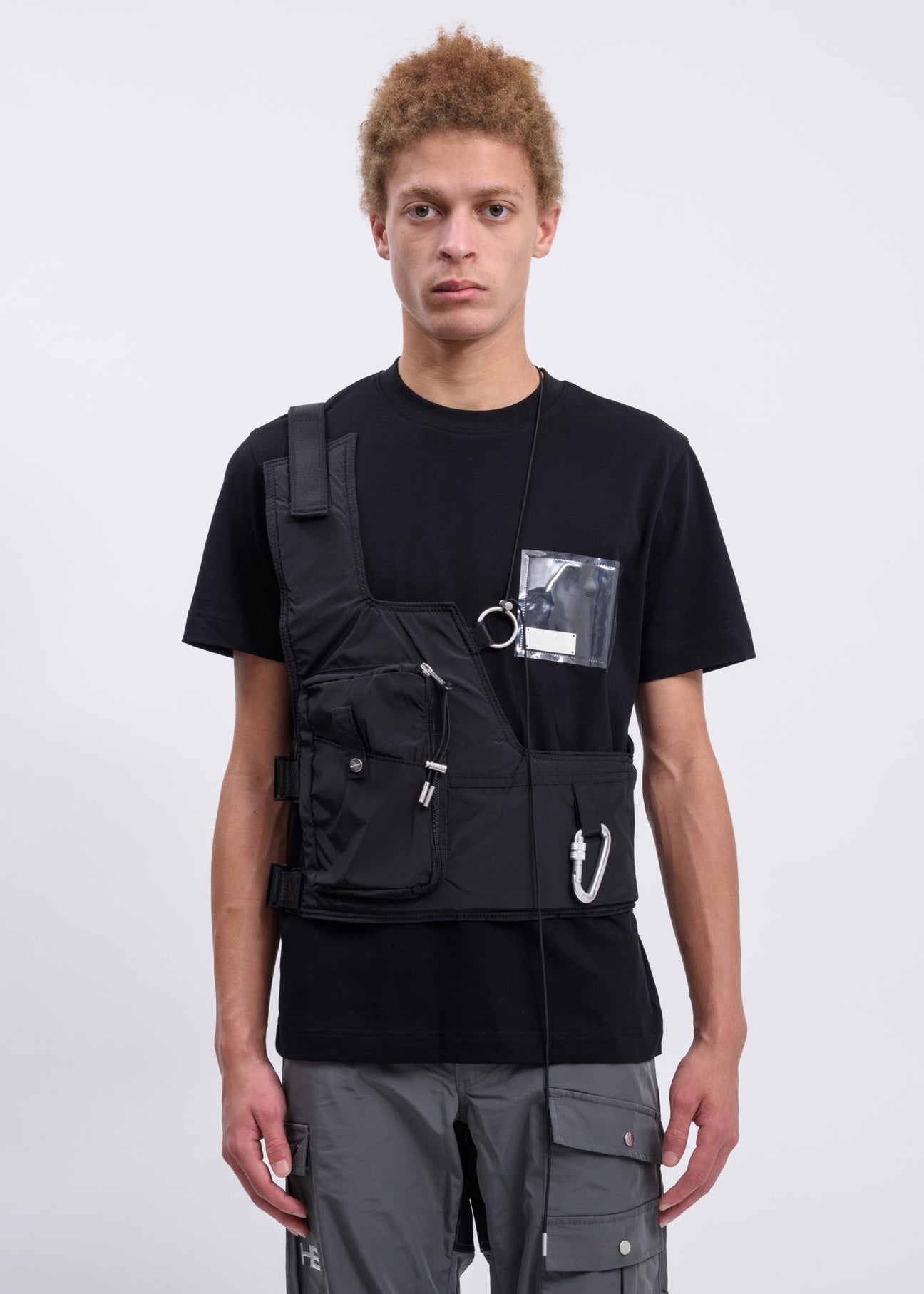 017_Mens_Heliot_Emil_Black_Ves