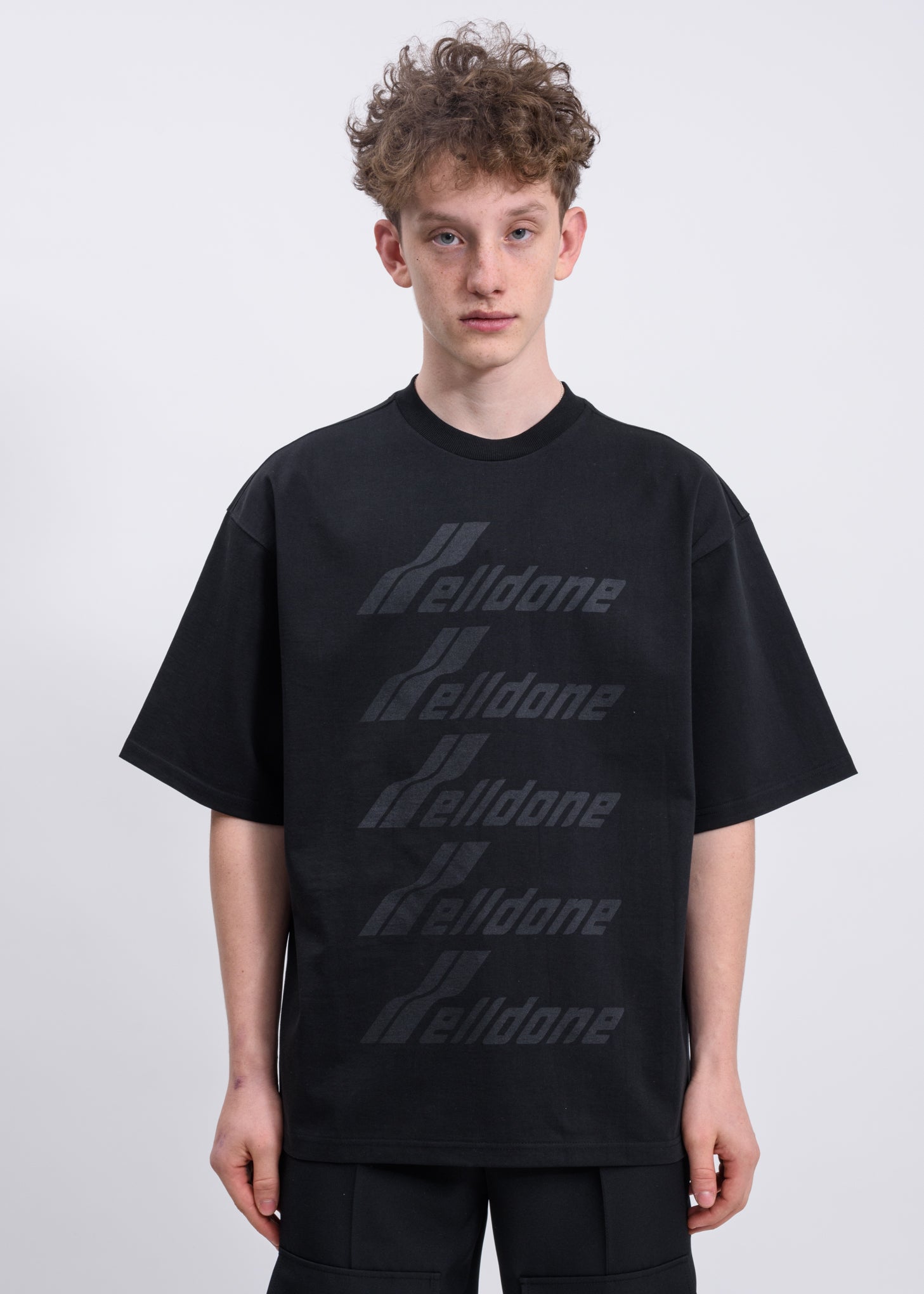 Black WELLDONE Front Logo T-Shirt – 017 Shop