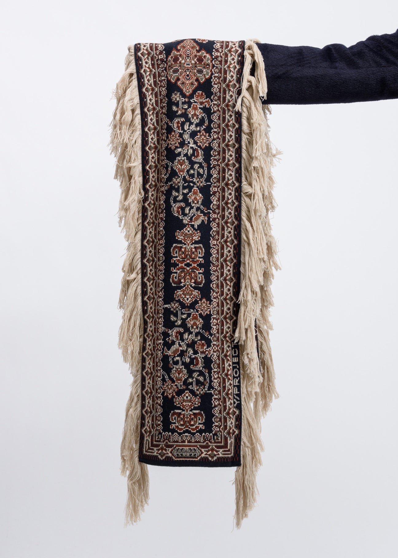 Black End Fringe Carpet Scarf – 017 Shop