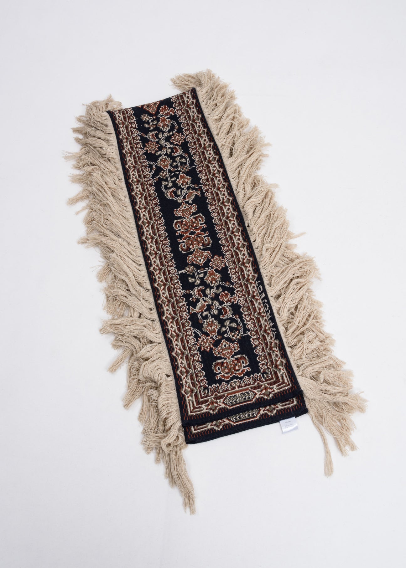 Black End Fringe Carpet Scarf – 017 Shop