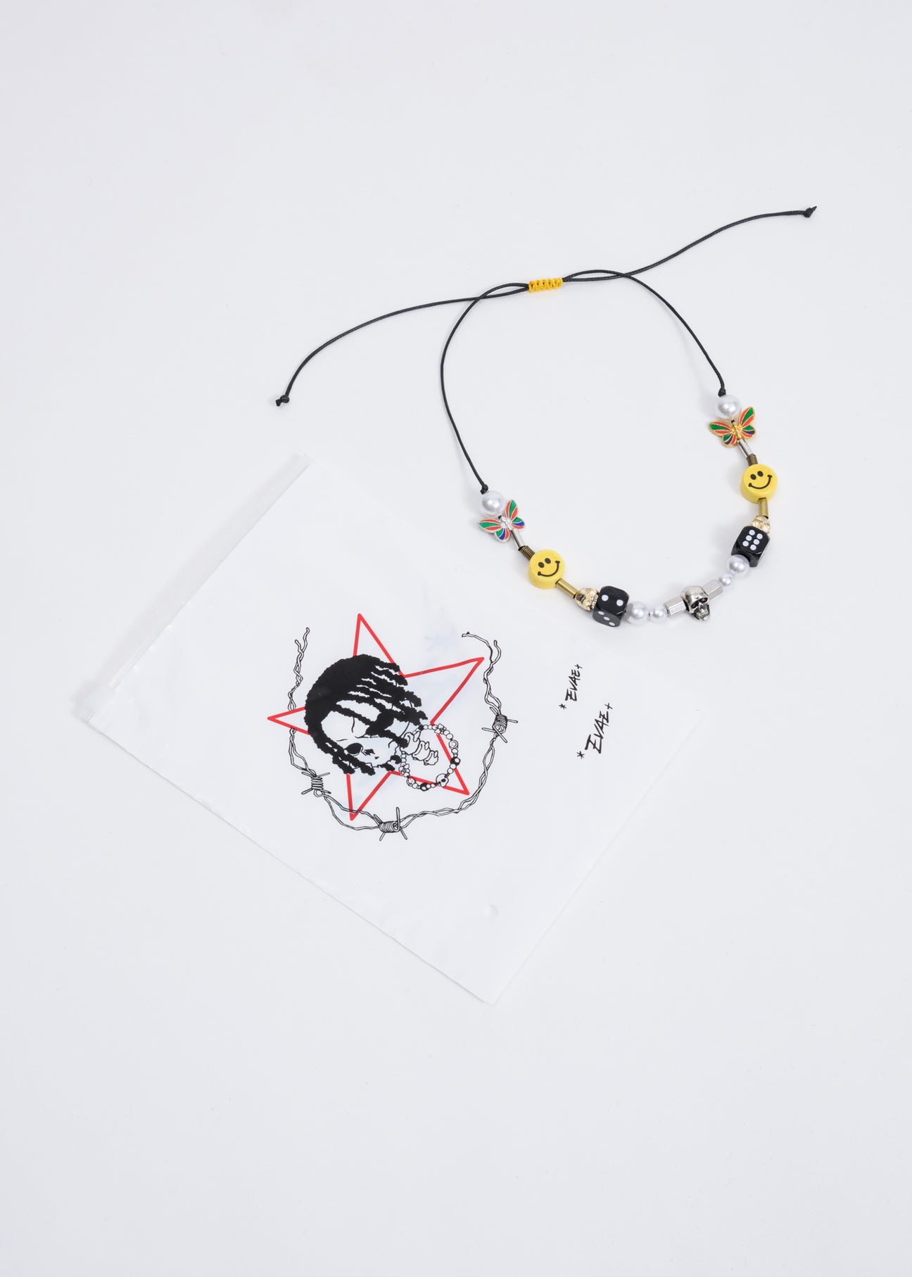 *EVAE+ Smiley Pearl Necklace