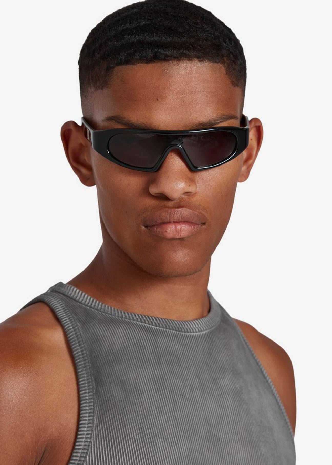 1988 DOUBLE BLACK SUNGLASSES – 017 Shop display picture 3