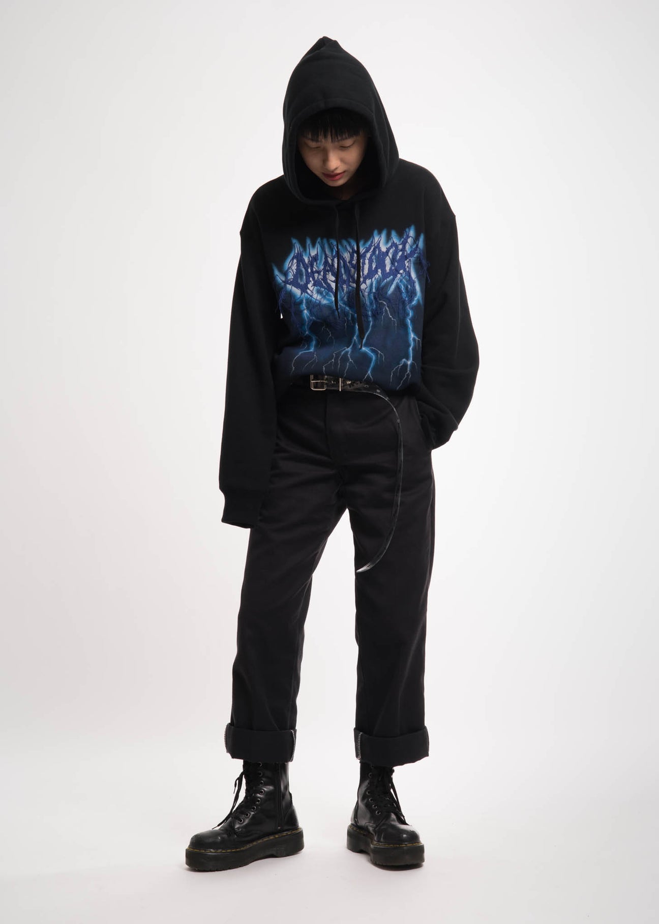 ★DIMITRI BLACK★ VLAD TYPEB Artwork Embroidery Hood Zip-up MUSINSA公式 | DIMITRI BLACK VLAD 2WAY Raglan Artwork Zip-up